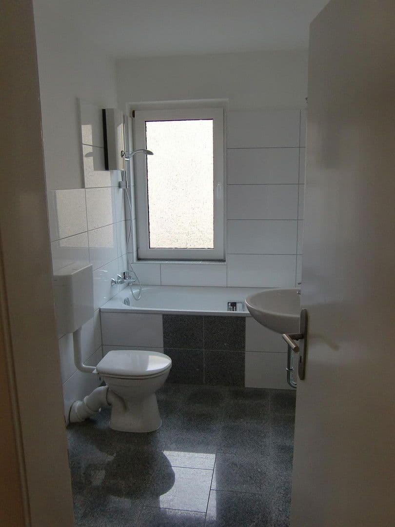 Prodej bytu 3+1 91 m², Steinstr. 48-50, Essen, Severní Porýní-Vestfálsko Prodej bytu 3+1 91 m², Steinstr. 48-50, Essen, Severní Porýní-Vestfálsko