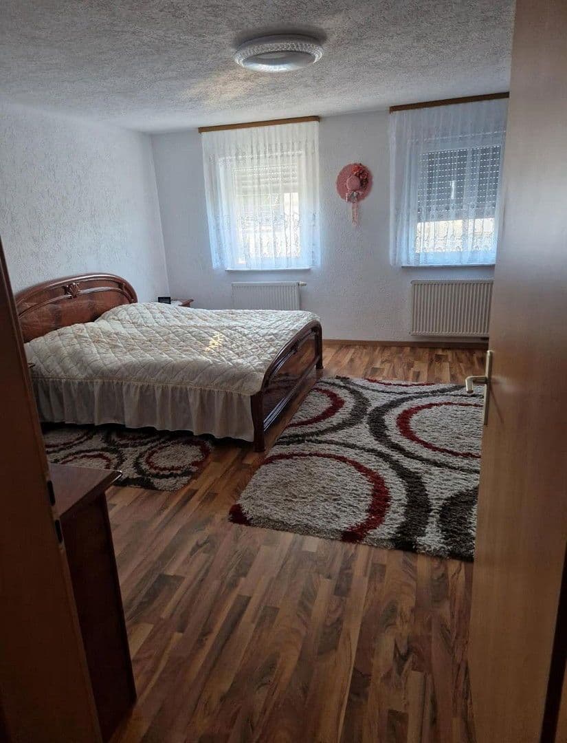 Prodej domu 138 m², pozemek 150 m², Leimen, Bádensko-Württembersko Prodej domu 138 m², pozemek 150 m², Leimen, Bádensko-Württembersko