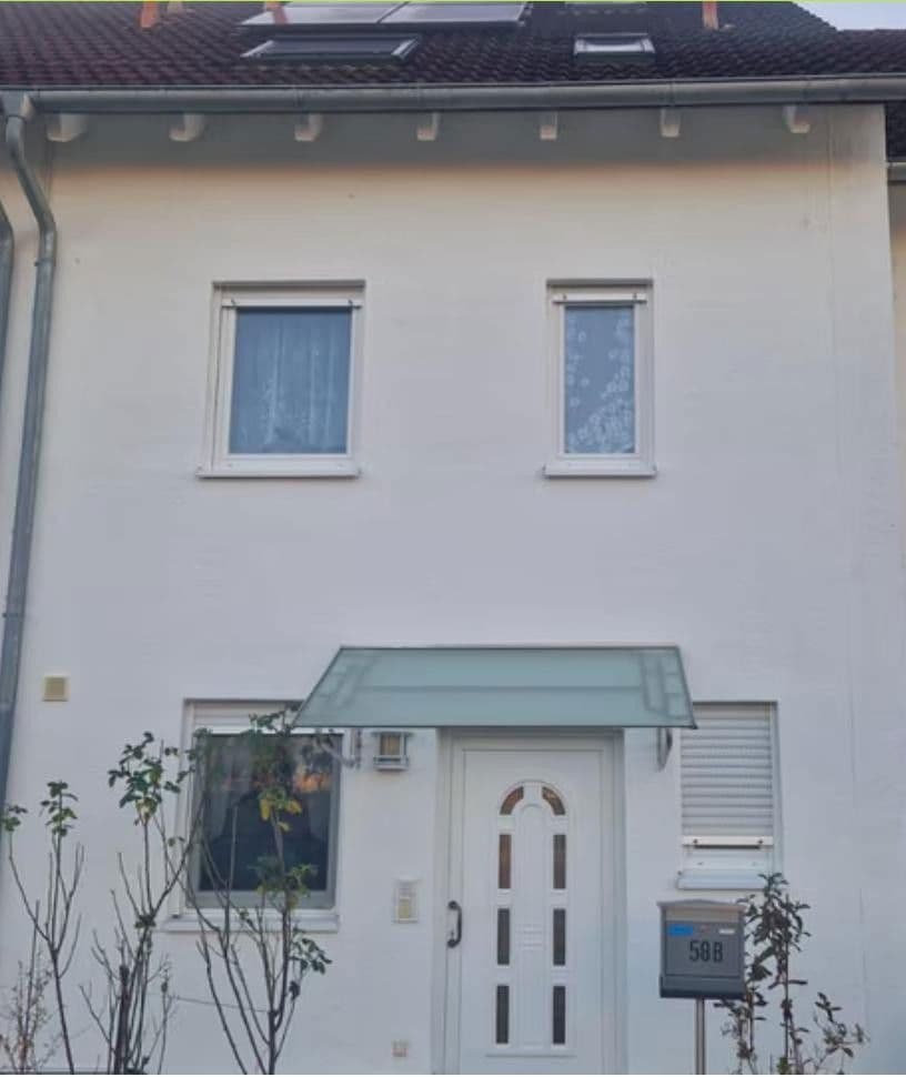 Prodej domu 138 m², pozemek 150 m², Leimen, Bádensko-Württembersko Prodej domu 138 m², pozemek 150 m², Leimen, Bádensko-Württembersko