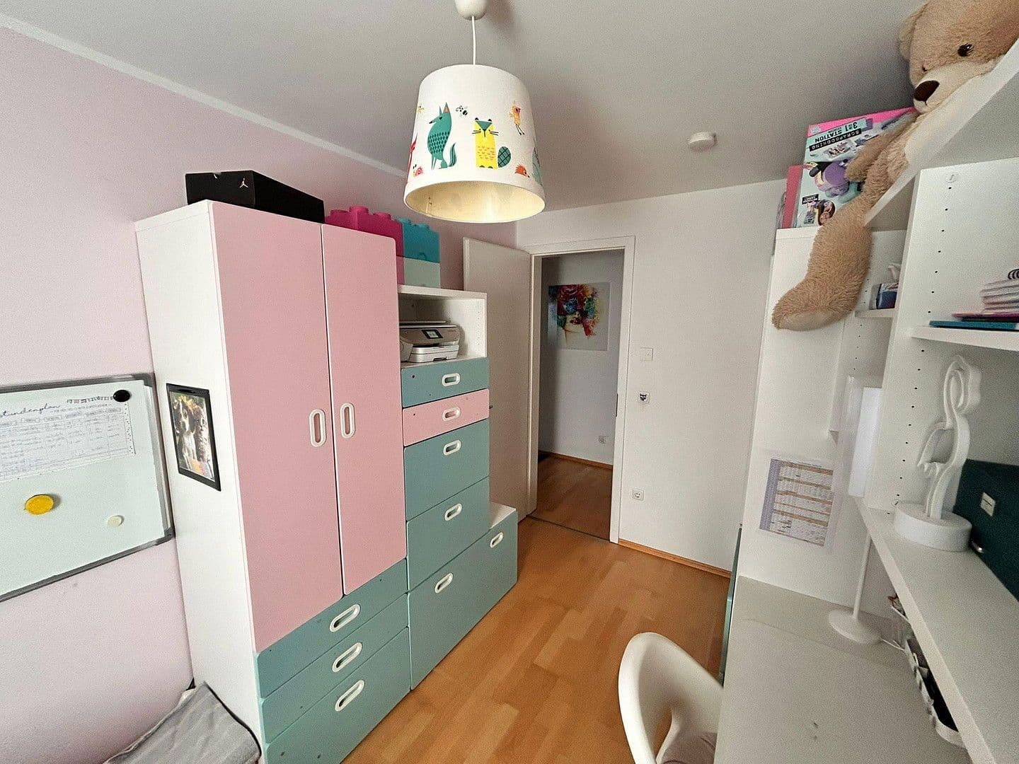 Pronájem bytu 3+1 68 m², Neubiberg, Bavorsko Pronájem bytu 3+1 68 m², Neubiberg, Bavorsko