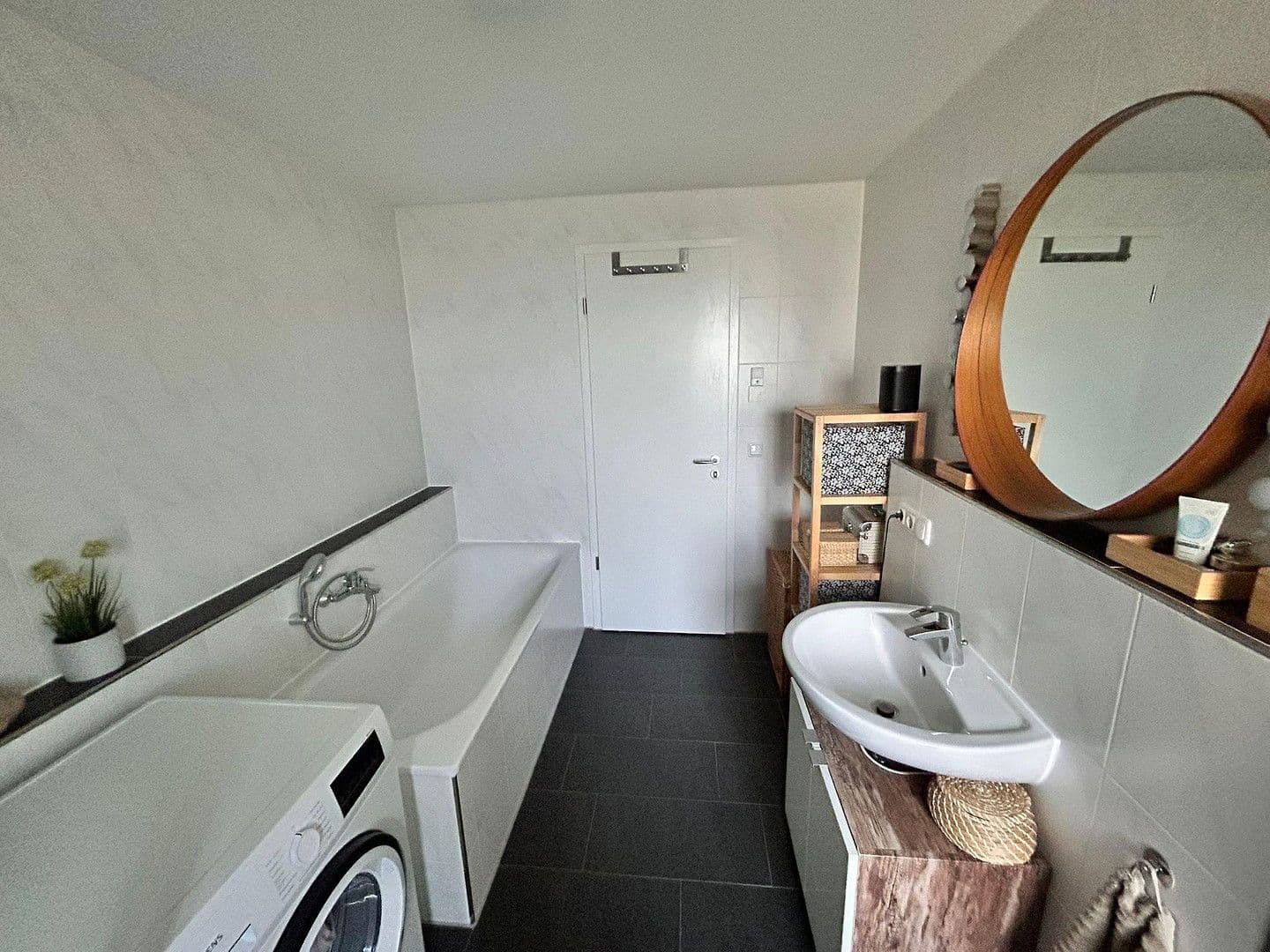 Pronájem bytu 3+1 68 m², Neubiberg, Bavorsko Pronájem bytu 3+1 68 m², Neubiberg, Bavorsko