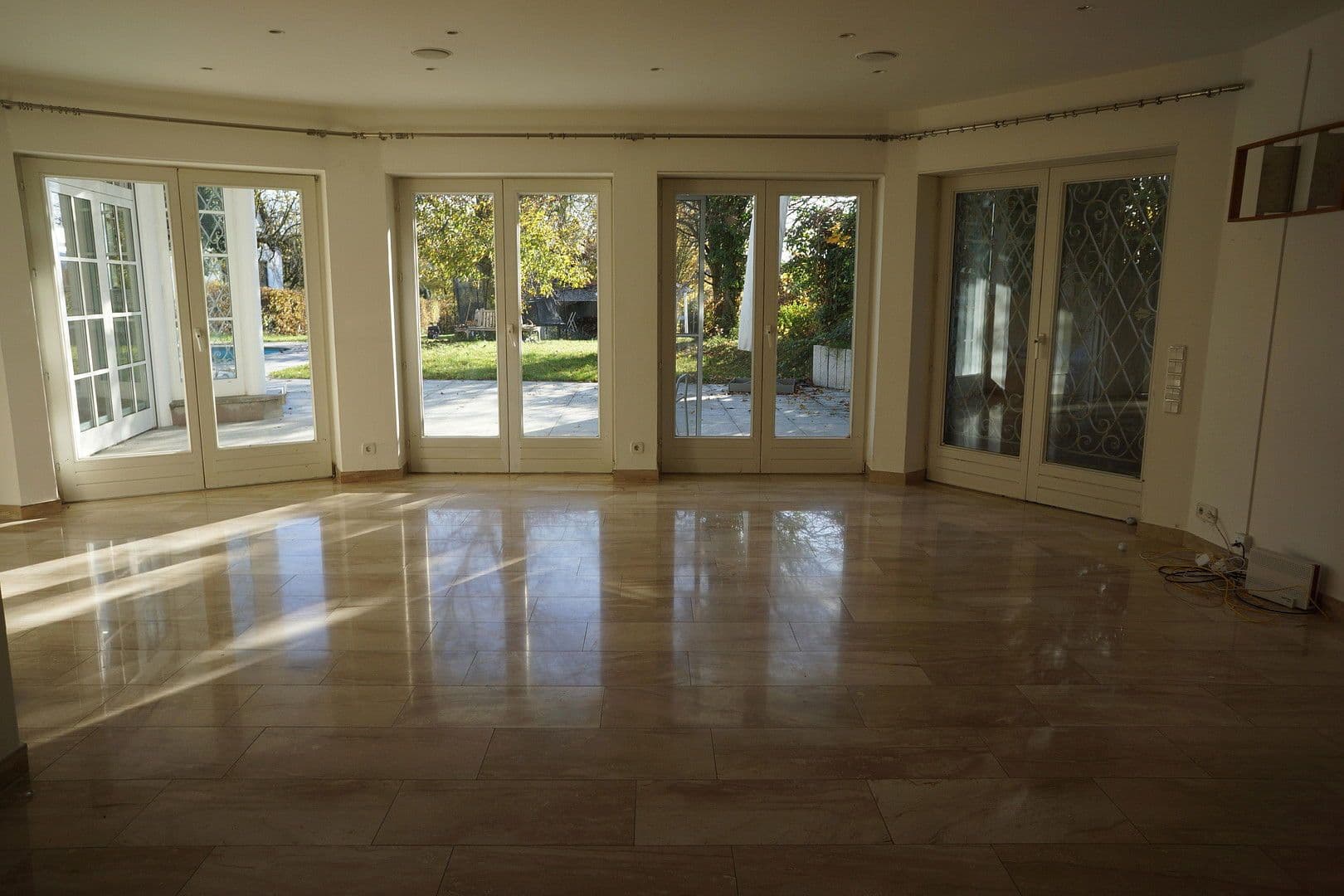 Prodej domu 458 m², pozemek 2.522 m², Ottenbach, Bádensko-Württembersko Prodej domu 458 m², pozemek 2.522 m², Ottenbach, Bádensko-Württembersko