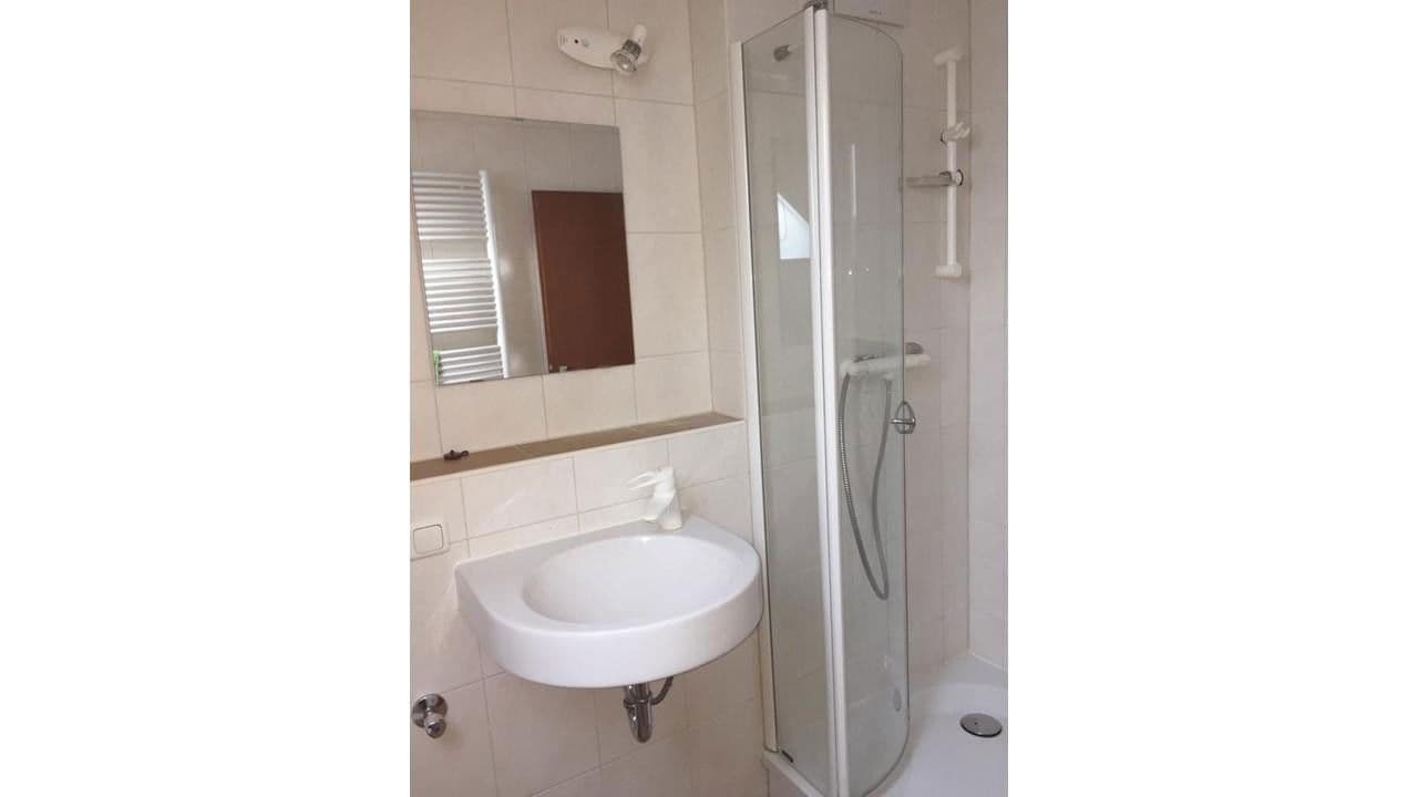 Pronájem domu 170 m², pozemek 700 m², Solms, Hessen Pronájem domu 170 m², pozemek 700 m², Solms, Hessen