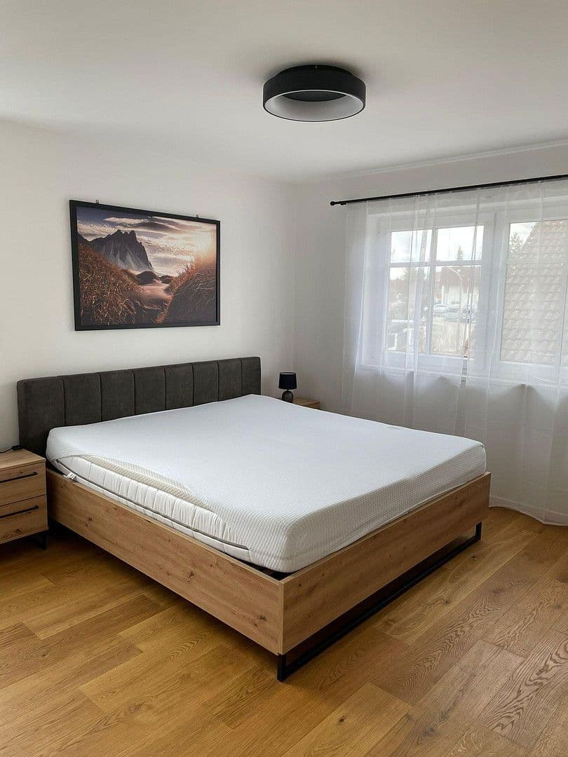 Pronájem bytu 4+1 121 m², Unterhaching, Bavorsko Pronájem bytu 4+1 121 m², Unterhaching, Bavorsko