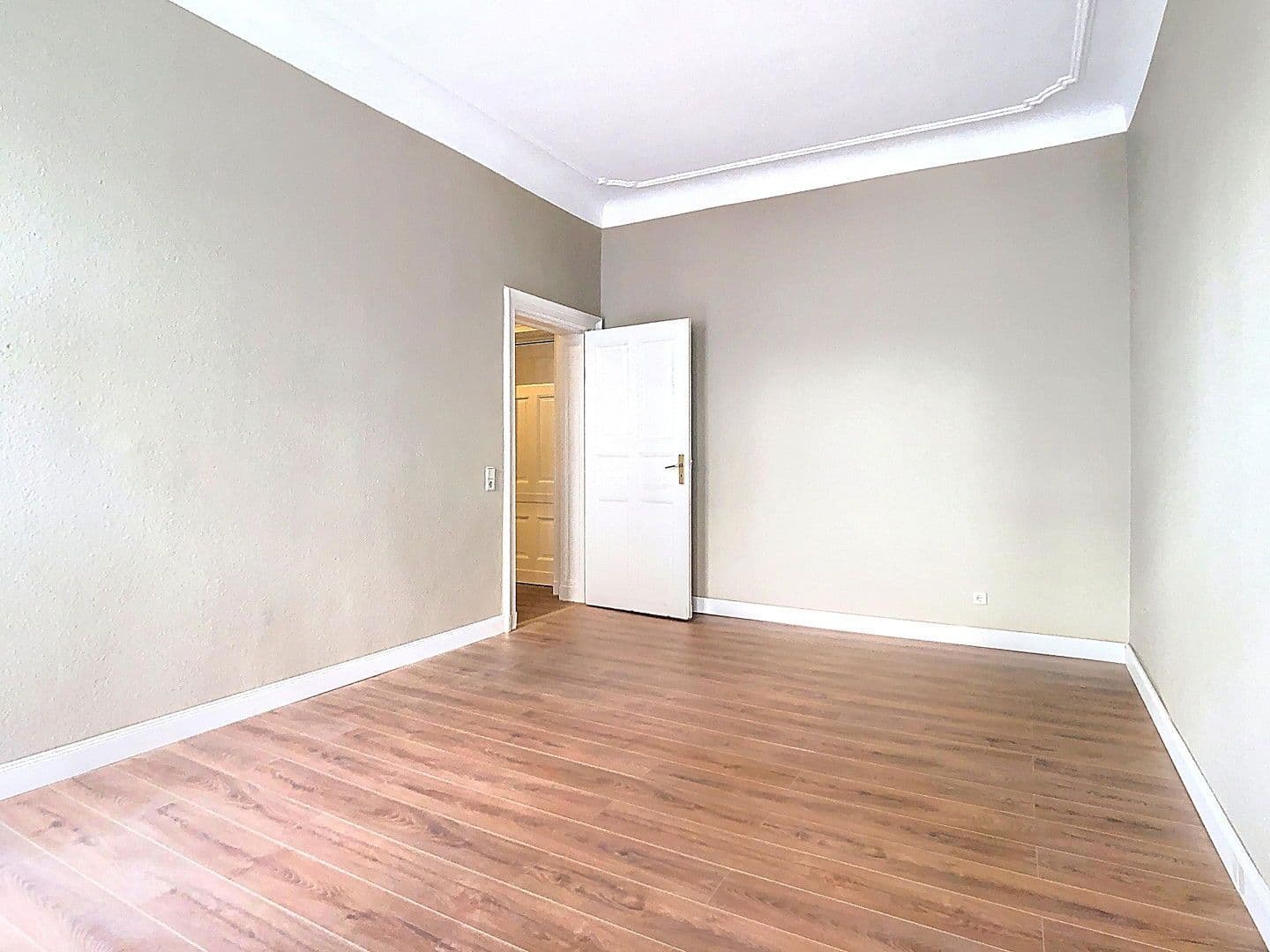 Prodej bytu 1+1 40 m², Berlin, Berlín Prodej bytu 1+1 40 m², Berlin, Berlín