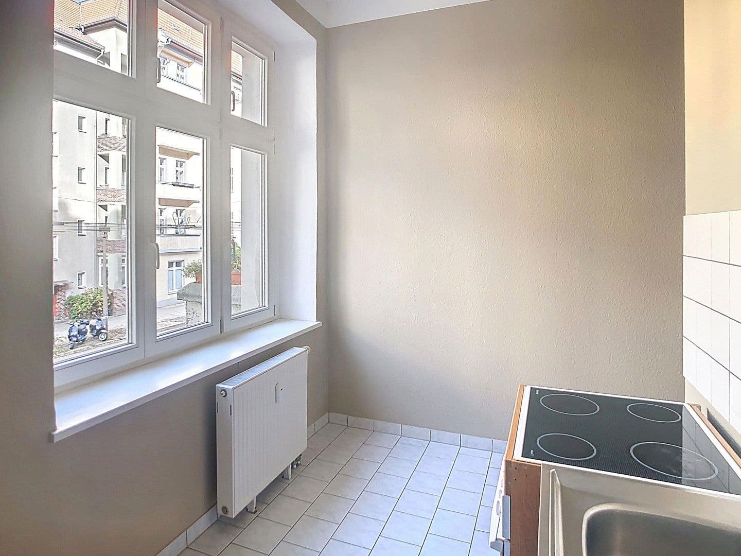 Prodej bytu 1+1 40 m², Berlin, Berlín Prodej bytu 1+1 40 m², Berlin, Berlín