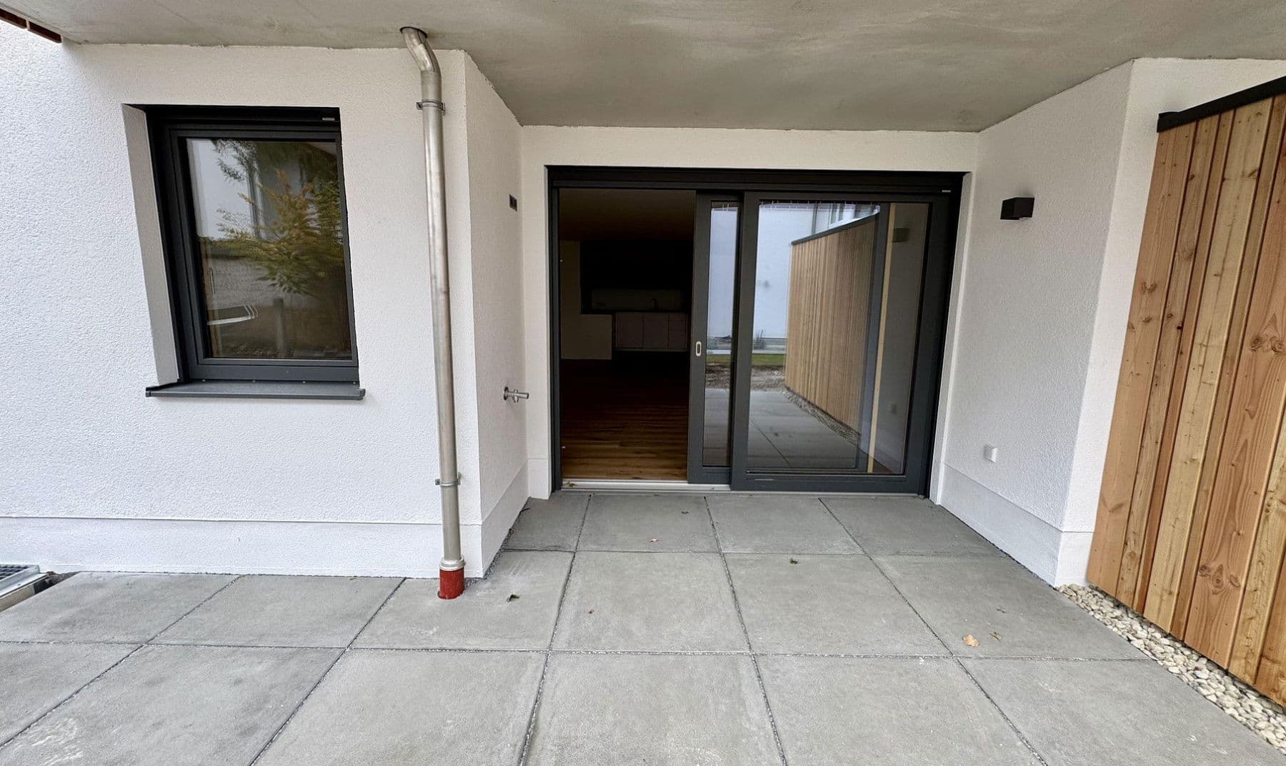 Pronájem bytu 3+1 109 m², Happinger Straße 66, Rosenheim, Bavorsko Pronájem bytu 3+1 109 m², Happinger Straße 66, Rosenheim, Bavorsko