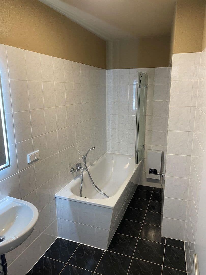 Pronájem bytu 2+1 45 m², Mühlhausen/Thüringen, Durynsko Pronájem bytu 2+1 45 m², Mühlhausen/Thüringen, Durynsko