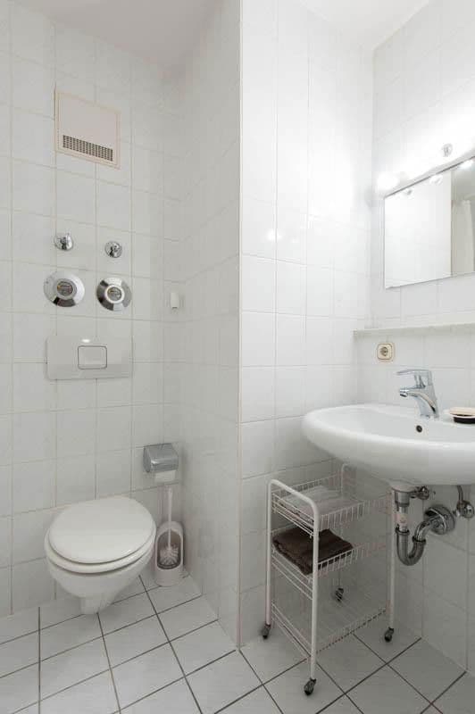 Pronájem bytu 1+1 32 m², Liebigstr. 20 A, München, Bavorsko Pronájem bytu 1+1 32 m², Liebigstr. 20 A, München, Bavorsko