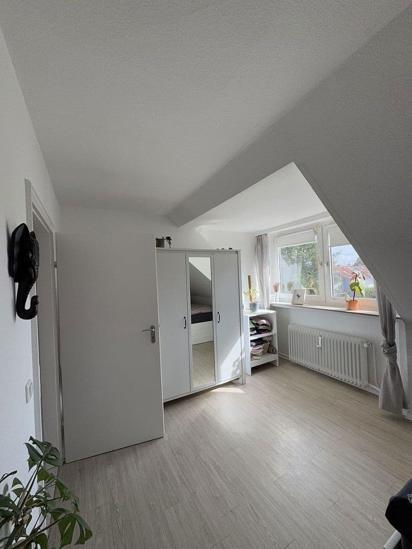 Pronájem bytu 2+1 50 m², Neelmeyerstraße 14, Osnabrück, Dolní Sasko Pronájem bytu 2+1 50 m², Neelmeyerstraße 14, Osnabrück, Dolní Sasko