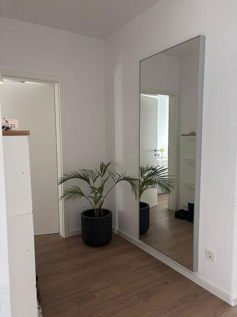 Pronájem bytu 3+1 75 m², Heumarkt 77, Köln, Severní Porýní-Vestfálsko Pronájem bytu 3+1 75 m², Heumarkt 77, Köln, Severní Porýní-Vestfálsko