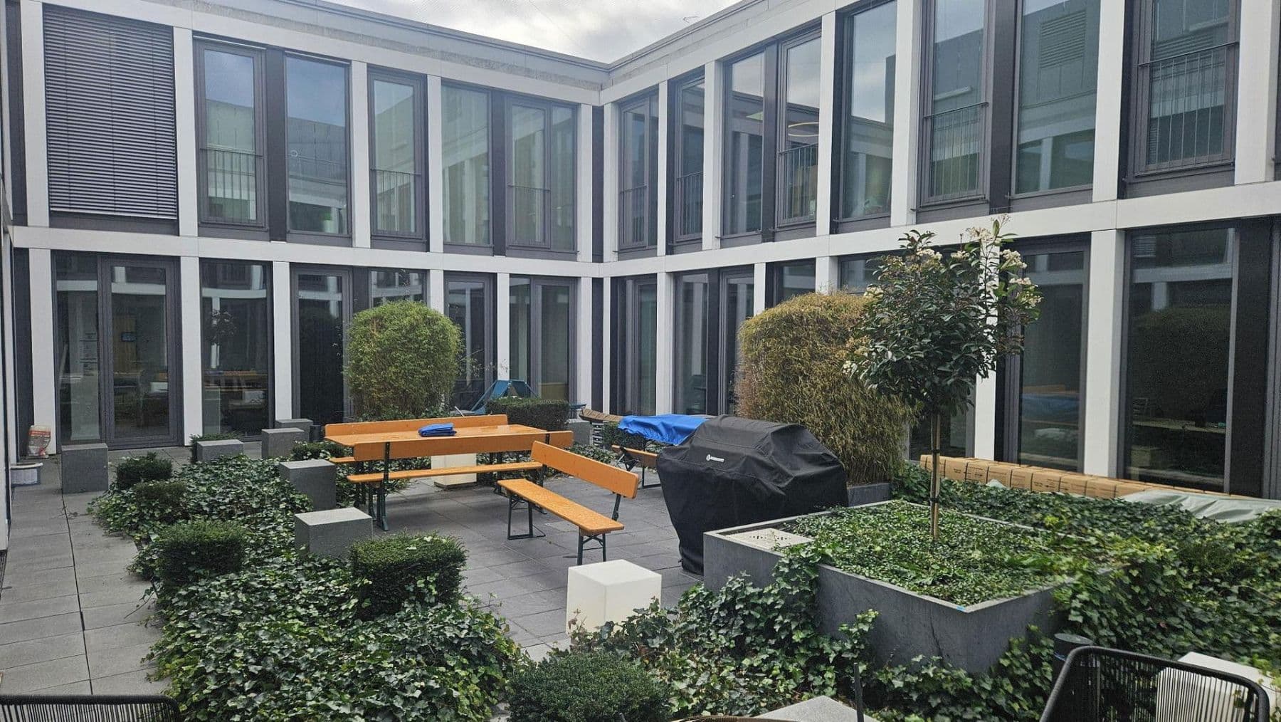 Pronájem kanceláře 1.200 m², Pelkovenstraße 145, München, Bavorsko Pronájem kanceláře 1.200 m², Pelkovenstraße 145, München, Bavorsko