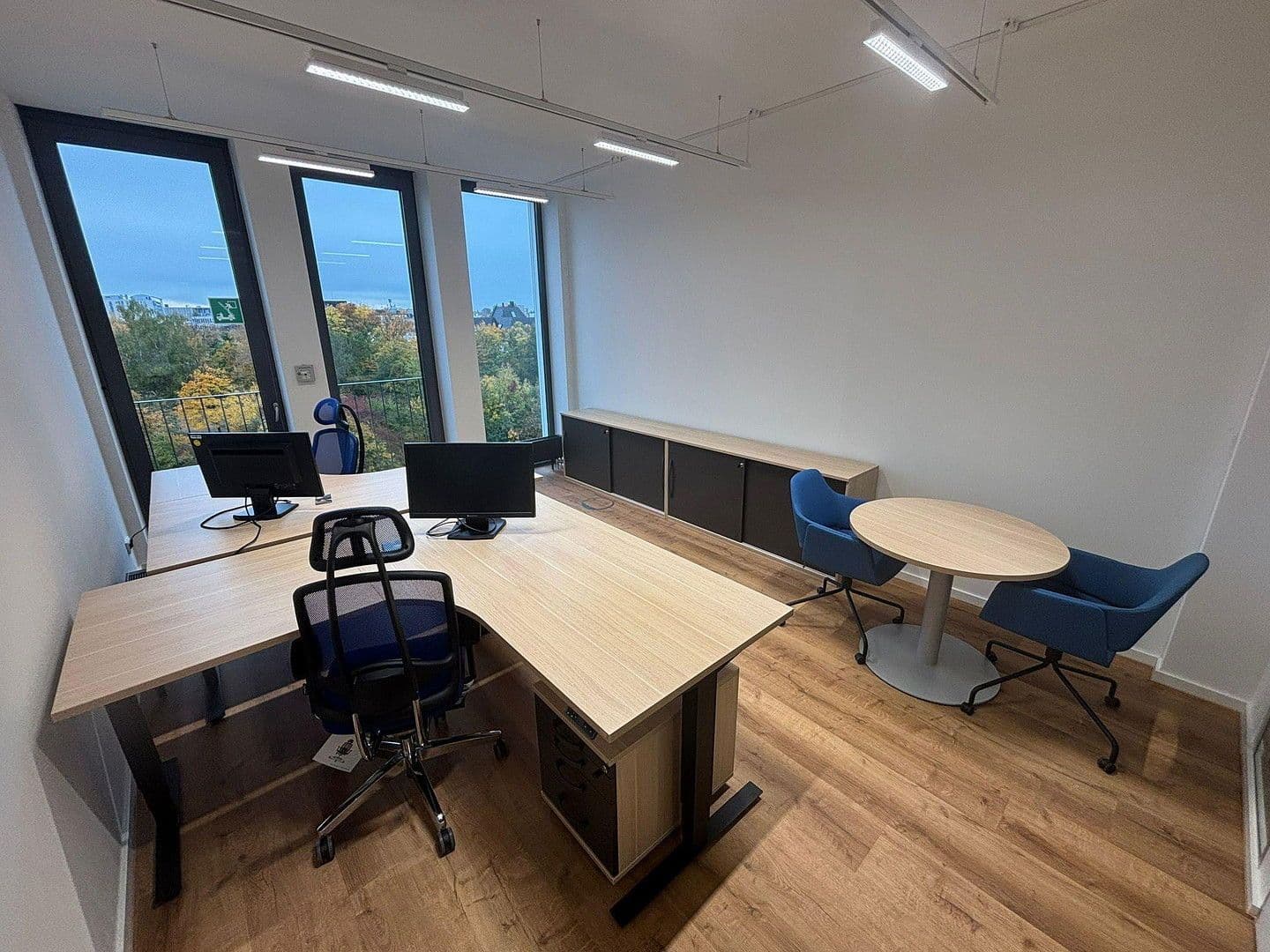 Pronájem kanceláře 1.200 m², Pelkovenstraße 145, München, Bavorsko Pronájem kanceláře 1.200 m², Pelkovenstraße 145, München, Bavorsko