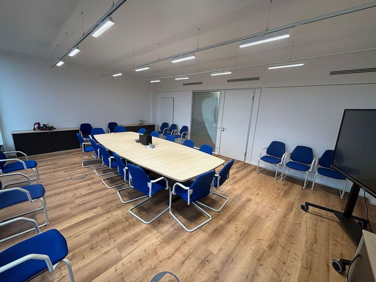 Pronájem kanceláře 1.200 m², Pelkovenstraße 145, München, Bavorsko Pronájem kanceláře 1.200 m², Pelkovenstraße 145, München, Bavorsko