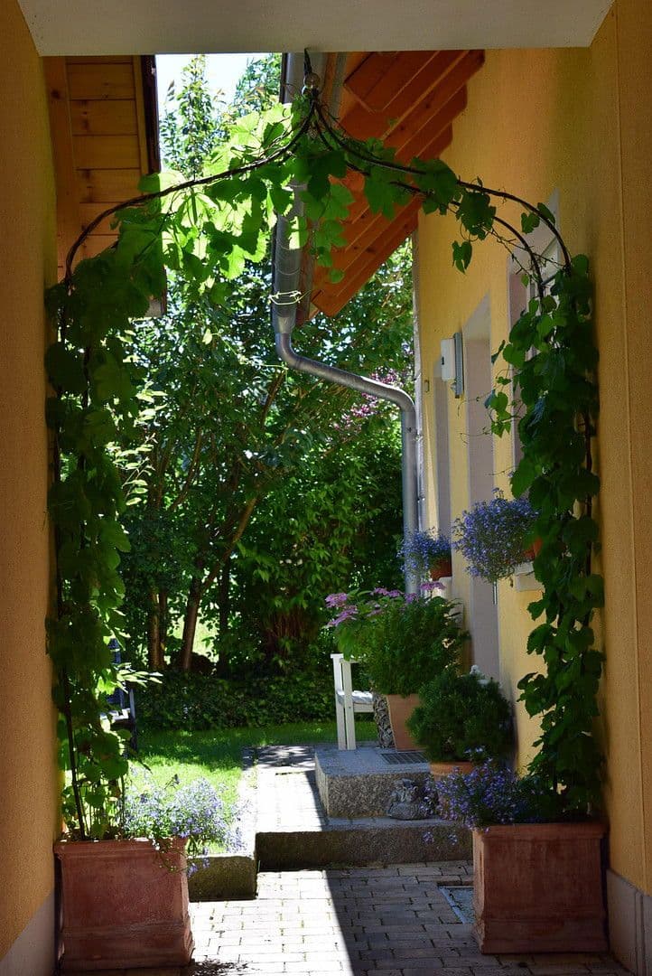 Pronájem domu 166 m², pozemek 230 m², Bubenreuth, Bavorsko Pronájem domu 166 m², pozemek 230 m², Bubenreuth, Bavorsko