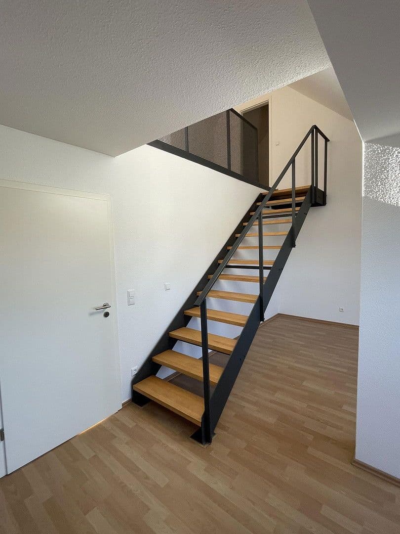 Pronájem bytu 2+1 73 m², Leipzig, Sasko Pronájem bytu 2+1 73 m², Leipzig, Sasko