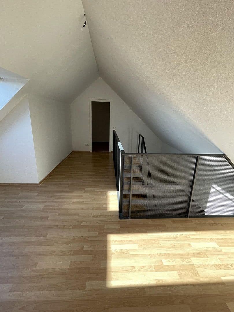 Pronájem bytu 2+1 73 m², Leipzig, Sasko Pronájem bytu 2+1 73 m², Leipzig, Sasko