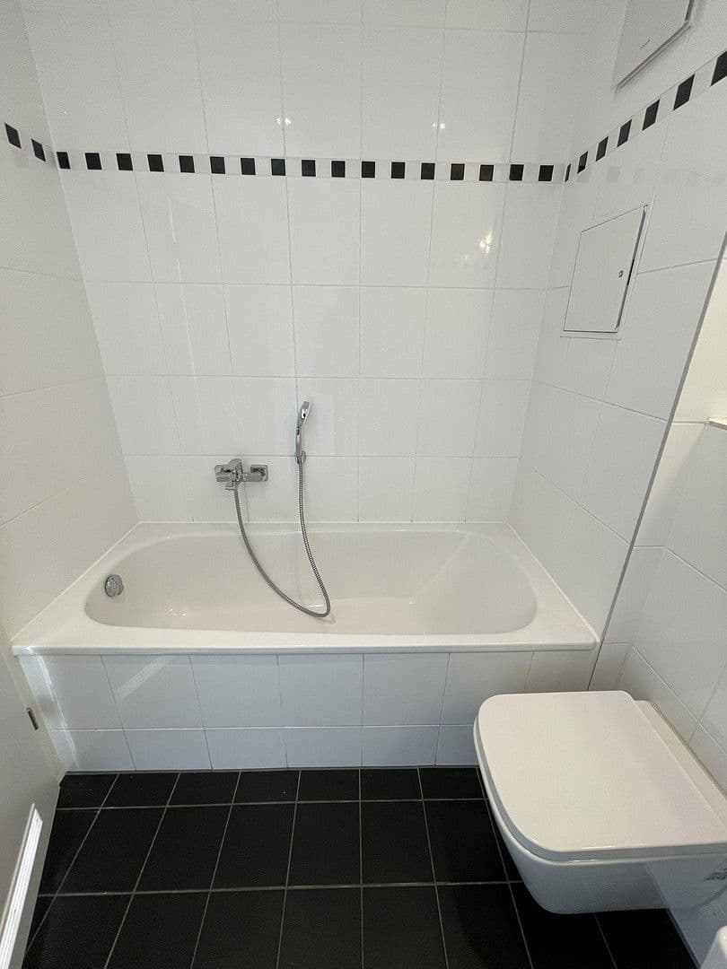 Pronájem bytu 2+1 73 m², Leipzig, Sasko Pronájem bytu 2+1 73 m², Leipzig, Sasko