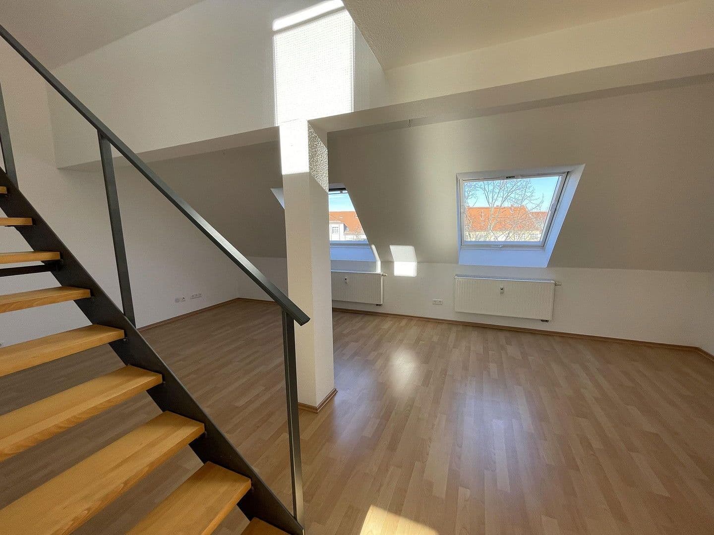 Pronájem bytu 2+1 73 m², Leipzig, Sasko Pronájem bytu 2+1 73 m², Leipzig, Sasko