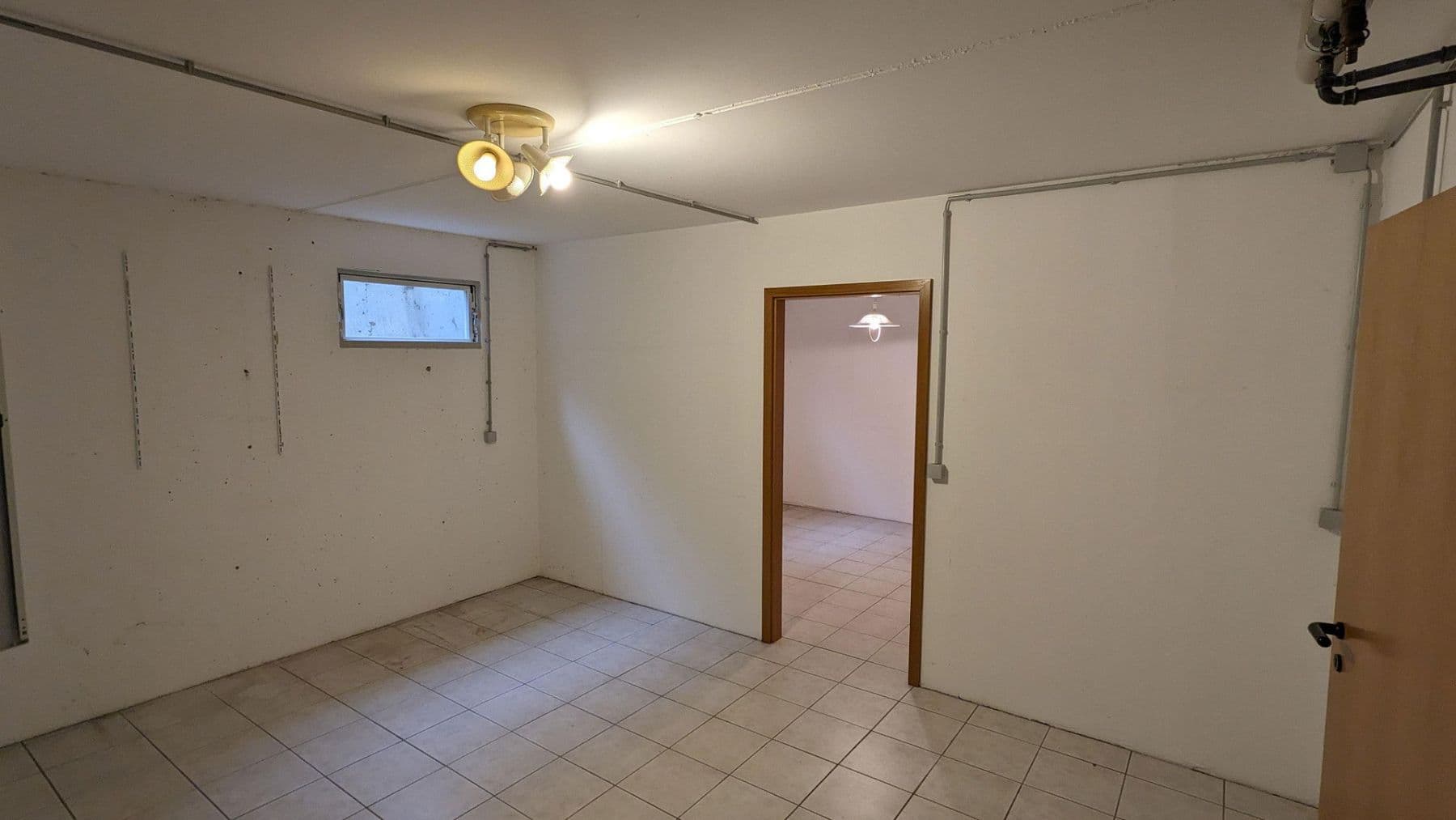 Prodej domu 150 m², pozemek 213 m², Baden-Baden, Bádensko-Württembersko Prodej domu 150 m², pozemek 213 m², Baden-Baden, Bádensko-Württembersko