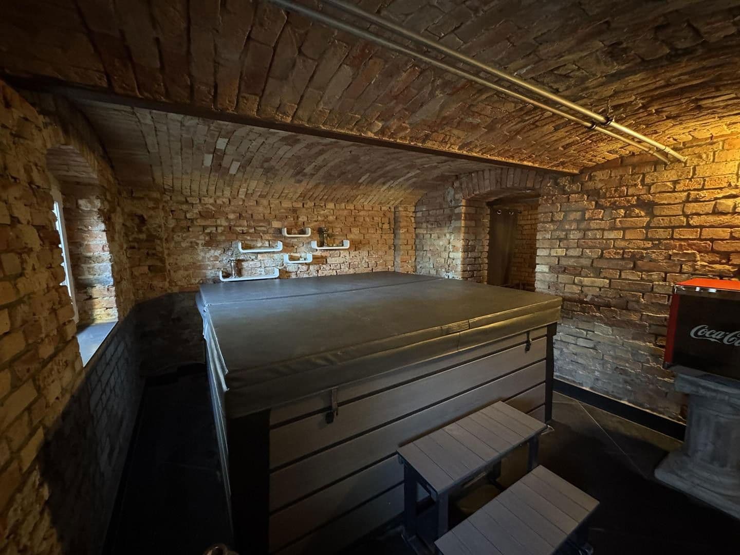 Prodej nebytového prostoru 1.186 m², Halle, Sasko-Anhaltsko Prodej nebytového prostoru 1.186 m², Halle, Sasko-Anhaltsko