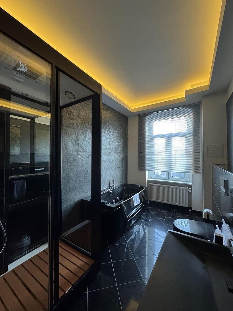 Prodej nebytového prostoru 1.186 m², Halle, Sasko-Anhaltsko Prodej nebytového prostoru 1.186 m², Halle, Sasko-Anhaltsko