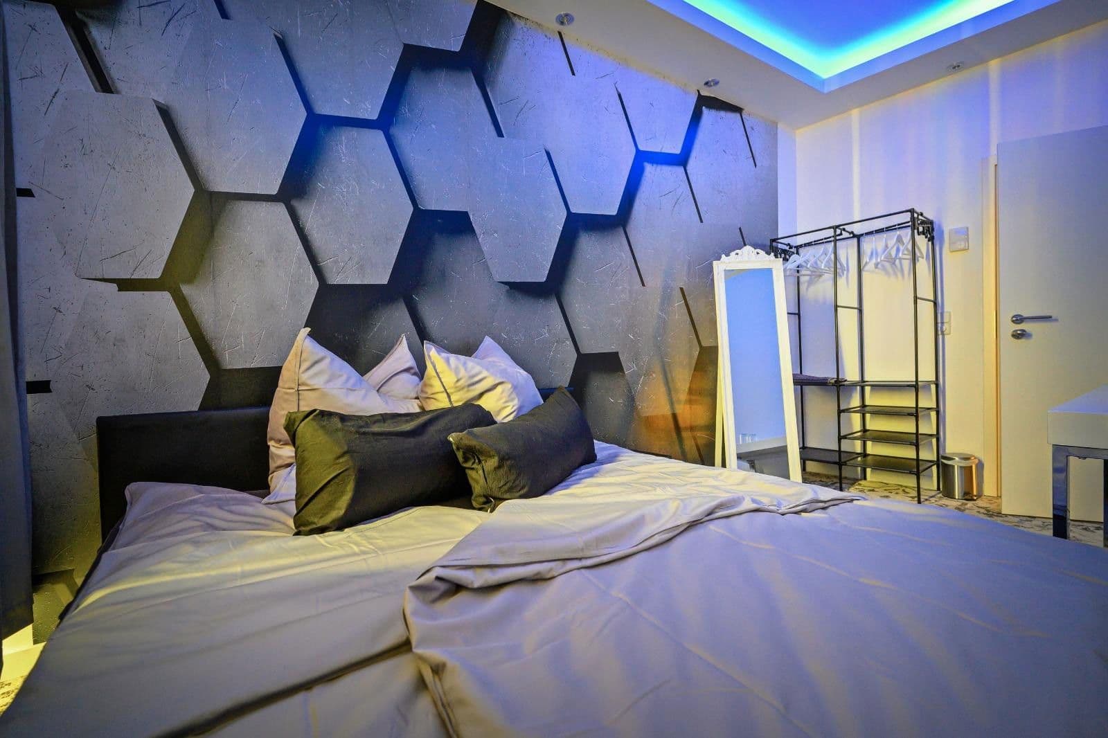 Prodej nebytového prostoru 1.186 m², Halle, Sasko-Anhaltsko Prodej nebytového prostoru 1.186 m², Halle, Sasko-Anhaltsko