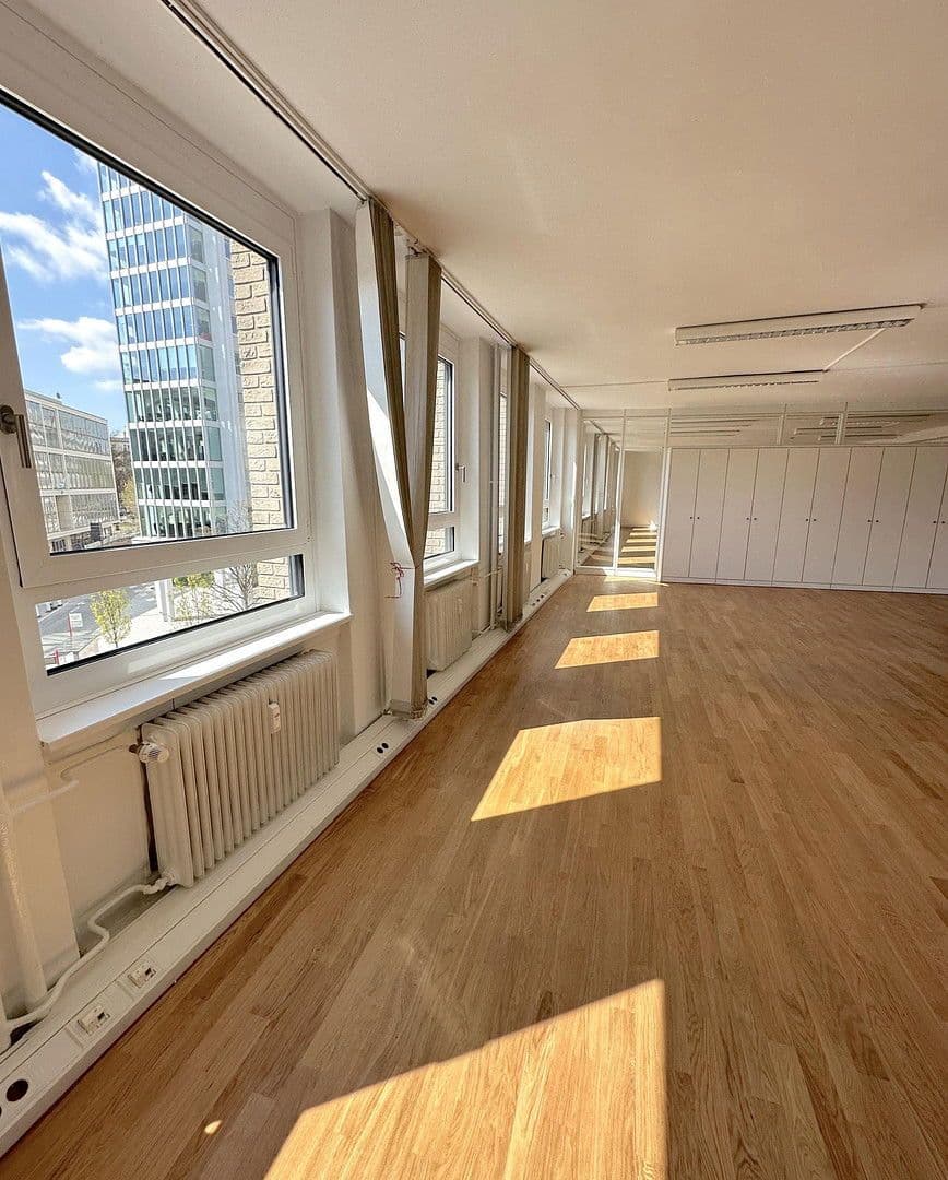 Pronájem kanceláře 307 m², Axel-Springer-Platz 2, Hamburg, Hamburg Pronájem kanceláře 307 m², Axel-Springer-Platz 2, Hamburg, Hamburg