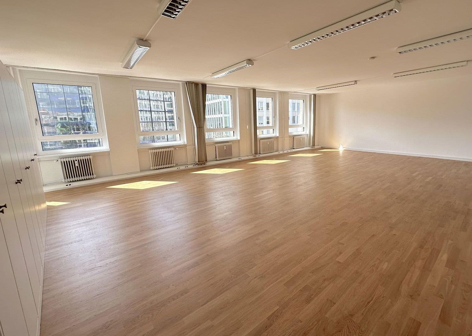 Pronájem kanceláře 307 m², Axel-Springer-Platz 2, Hamburg, Hamburg Pronájem kanceláře 307 m², Axel-Springer-Platz 2, Hamburg, Hamburg