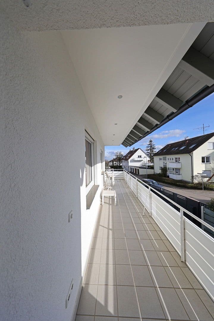 Pronájem bytu 4+kk 110 m², Leinfelden-Echterdingen, Bádensko-Württembersko Pronájem bytu 4+kk 110 m², Leinfelden-Echterdingen, Bádensko-Württembersko