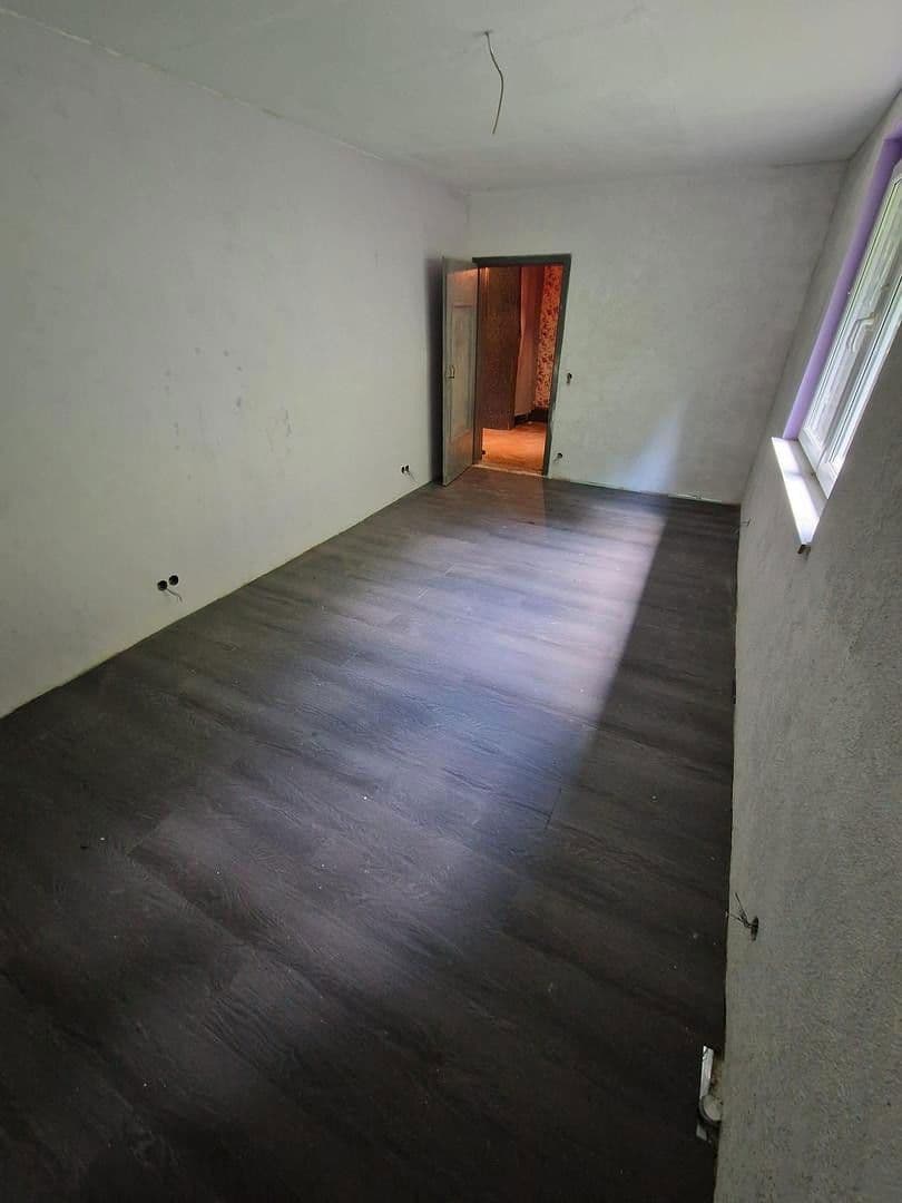 Prodej domu 110 m², pozemek 637 m², Straße des Friedens 14b, Lauscha, Durynsko Prodej domu 110 m², pozemek 637 m², Straße des Friedens 14b, Lauscha, Durynsko