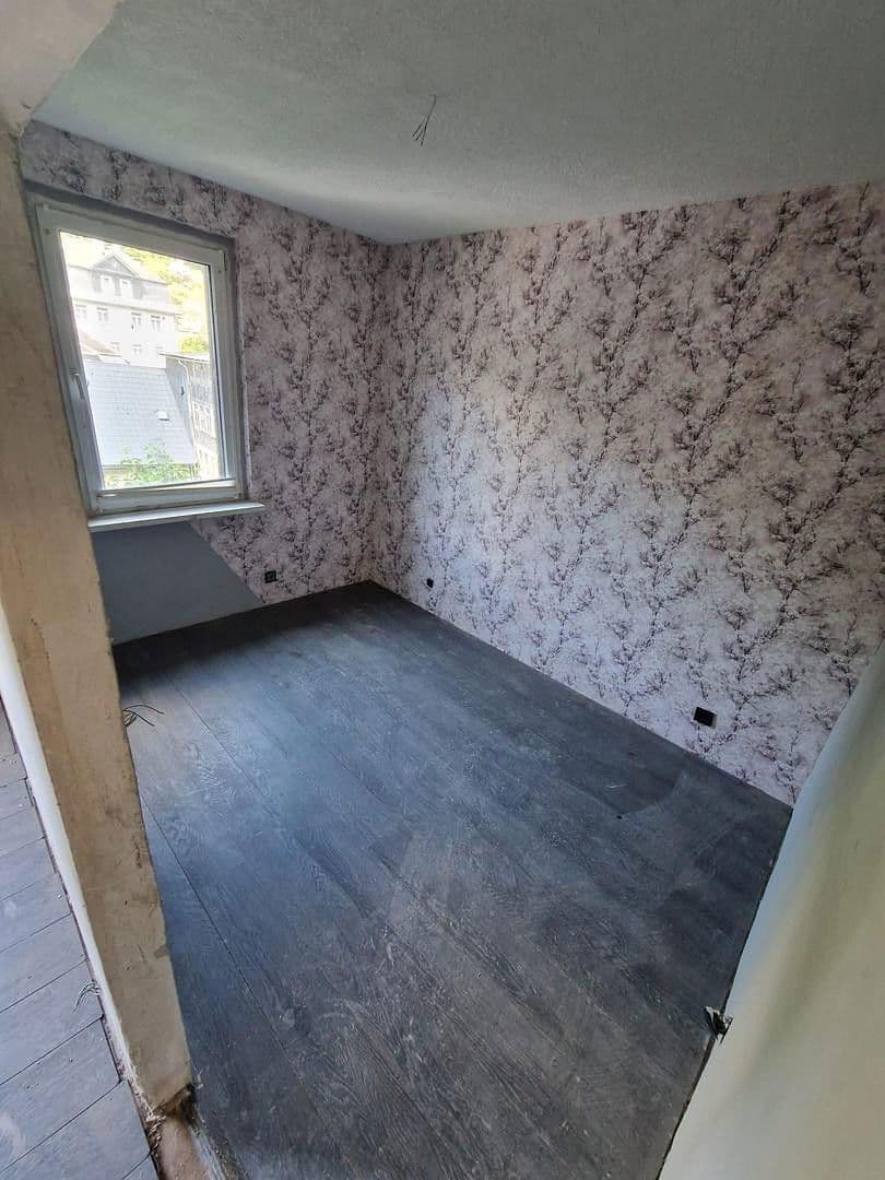 Prodej domu 110 m², pozemek 637 m², Straße des Friedens 14b, Lauscha, Durynsko Prodej domu 110 m², pozemek 637 m², Straße des Friedens 14b, Lauscha, Durynsko