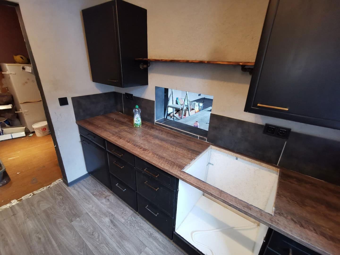 Prodej domu 110 m², pozemek 637 m², Straße des Friedens 14b, Lauscha, Durynsko Prodej domu 110 m², pozemek 637 m², Straße des Friedens 14b, Lauscha, Durynsko