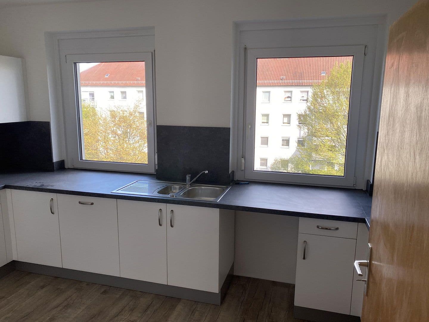 Prodej bytu 3+1 99 m², Lucius-D.-Clay-Str. 4, Göppingen, Bádensko-Württembersko Prodej bytu 3+1 99 m², Lucius-D.-Clay-Str. 4, Göppingen, Bádensko-Württembersko
