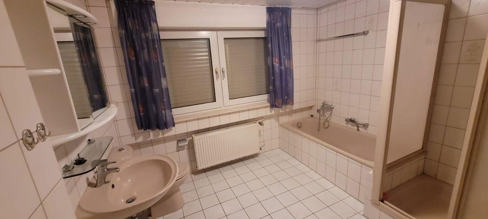 Pronájem bytu 5+kk 115 m², Hagen am Teutoburger Wald, Dolní Sasko Pronájem bytu 5+kk 115 m², Hagen am Teutoburger Wald, Dolní Sasko