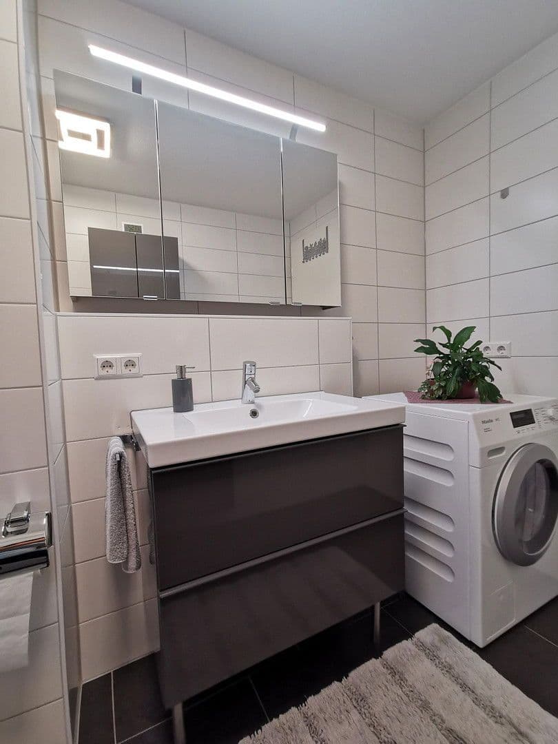 Prodej bytu 3+1 80 m², Böblingen, Bádensko-Württembersko Prodej bytu 3+1 80 m², Böblingen, Bádensko-Württembersko