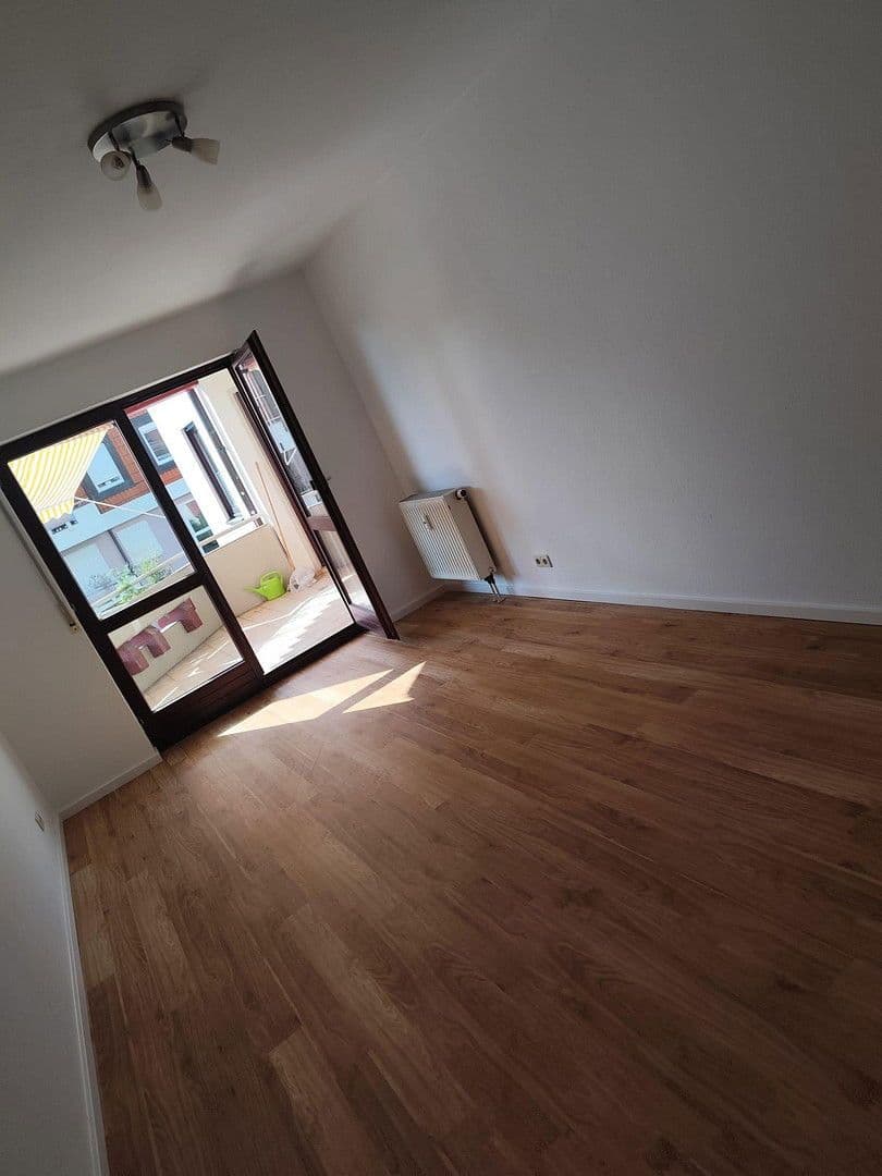 Pronájem bytu 3+1 96 m², Sartoriusstr. 6, Würzburg, Bavorsko Pronájem bytu 3+1 96 m², Sartoriusstr. 6, Würzburg, Bavorsko