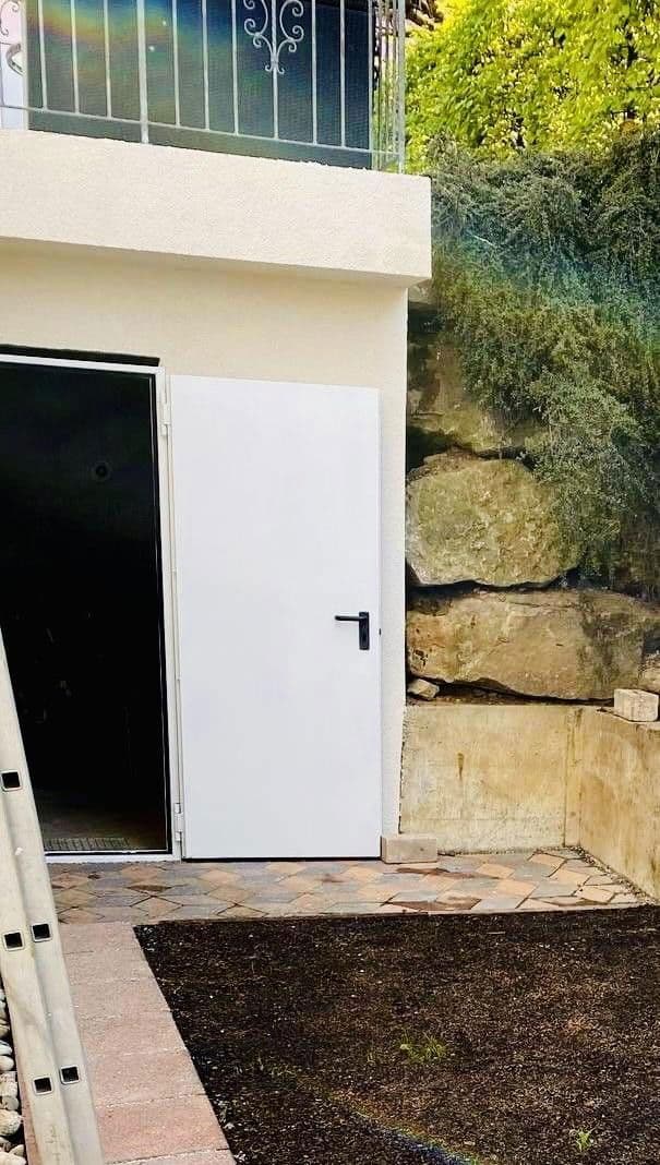 Prodej domu 293 m², pozemek 516 m², Ziegelsteige 38, Forchtenberg, Bádensko-Württembersko Prodej domu 293 m², pozemek 516 m², Ziegelsteige 38, Forchtenberg, Bádensko-Württembersko