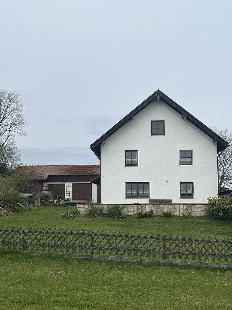 Prodej domu 220 m², pozemek 7.300 m², Mettenheim, Bavorsko Prodej domu 220 m², pozemek 7.300 m², Mettenheim, Bavorsko