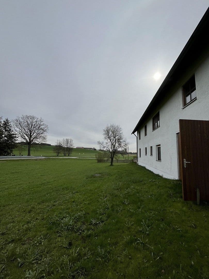 Prodej domu 220 m², pozemek 7.300 m², Mettenheim, Bavorsko Prodej domu 220 m², pozemek 7.300 m², Mettenheim, Bavorsko
