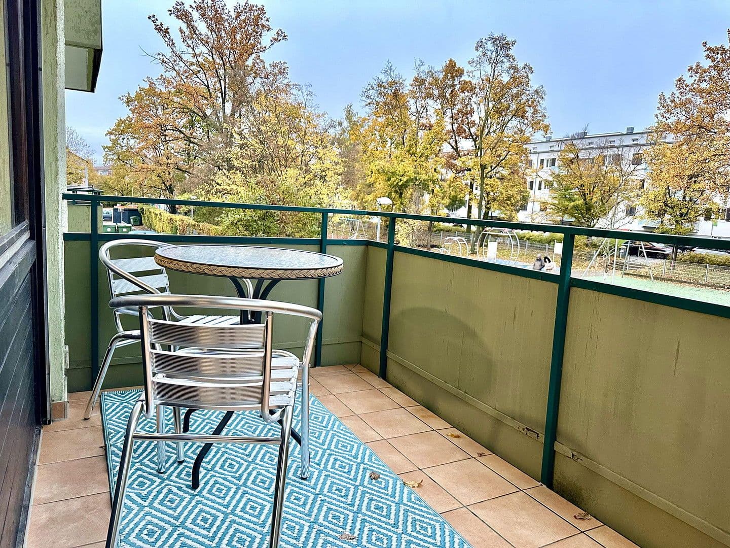 Pronájem bytu 1+1 35 m², Stuttgart, Bádensko-Württembersko Pronájem bytu 1+1 35 m², Stuttgart, Bádensko-Württembersko