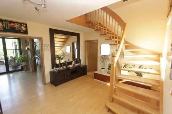 Prodej domu 210 m², pozemek 810 m², Salzatal, Sasko-Anhaltsko Prodej domu 210 m², pozemek 810 m², Salzatal, Sasko-Anhaltsko