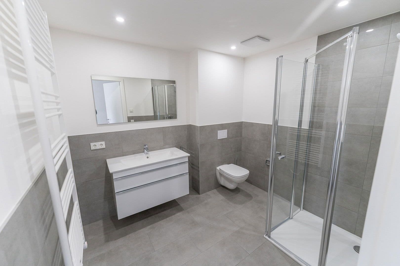 Pronájem bytu 2+1 87 m², Paracelsusutraße 1b, Gummersbach, Severní Porýní-Vestfálsko Pronájem bytu 2+1 87 m², Paracelsusutraße 1b, Gummersbach, Severní Porýní-Vestfálsko