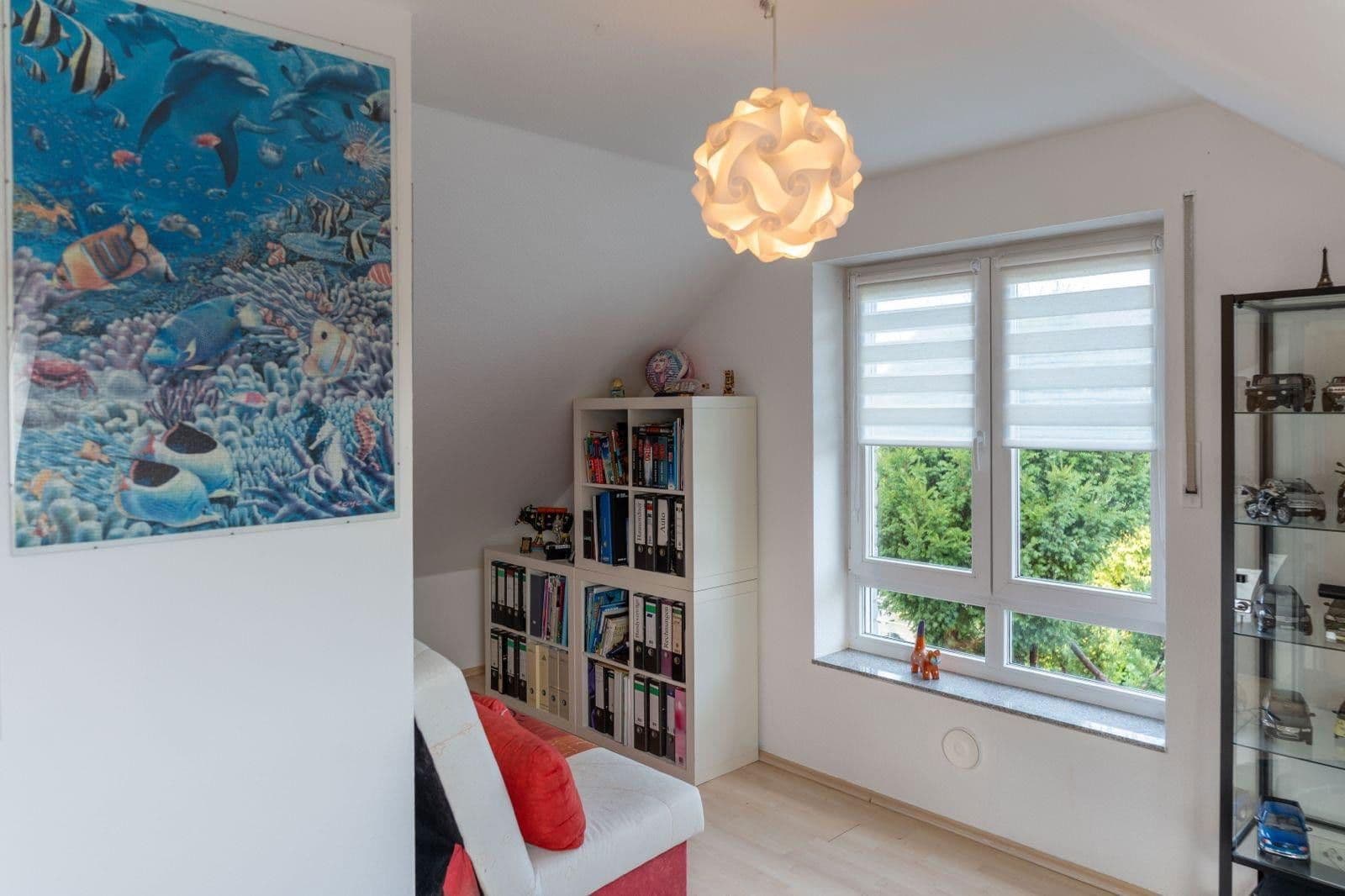 Prodej domu 132 m², pozemek 347 m², Langenfeld (Rheinland), Severní Porýní-Vestfálsko Prodej domu 132 m², pozemek 347 m², Langenfeld (Rheinland), Severní Porýní-Vestfálsko