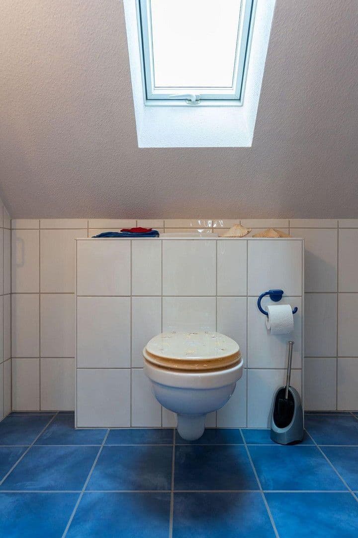 Prodej domu 132 m², pozemek 347 m², Langenfeld (Rheinland), Severní Porýní-Vestfálsko Prodej domu 132 m², pozemek 347 m², Langenfeld (Rheinland), Severní Porýní-Vestfálsko