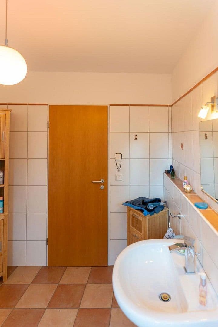 Prodej domu 132 m², pozemek 347 m², Langenfeld (Rheinland), Severní Porýní-Vestfálsko Prodej domu 132 m², pozemek 347 m², Langenfeld (Rheinland), Severní Porýní-Vestfálsko