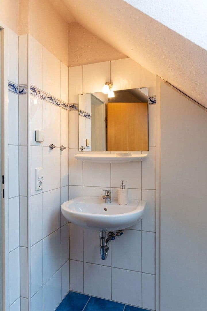 Prodej domu 132 m², pozemek 347 m², Langenfeld (Rheinland), Severní Porýní-Vestfálsko Prodej domu 132 m², pozemek 347 m², Langenfeld (Rheinland), Severní Porýní-Vestfálsko