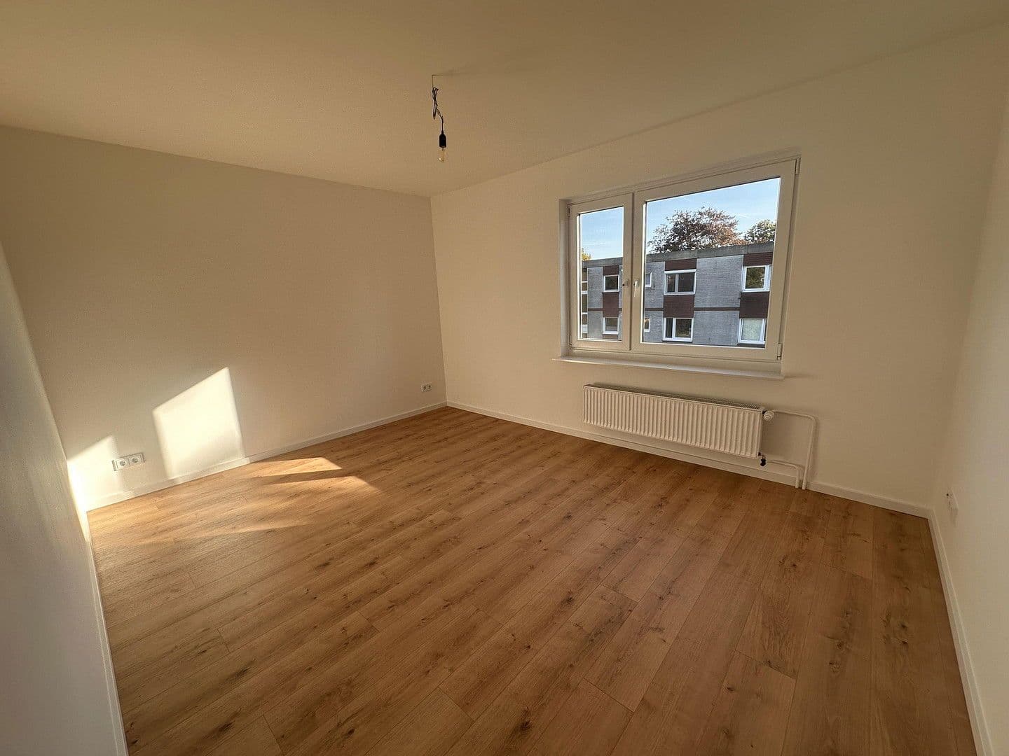 Prodej bytu 3+1 77 m², Ellerbeker Weg 36, Rellingen, Šlesvicko-Holštýnsko Prodej bytu 3+1 77 m², Ellerbeker Weg 36, Rellingen, Šlesvicko-Holštýnsko