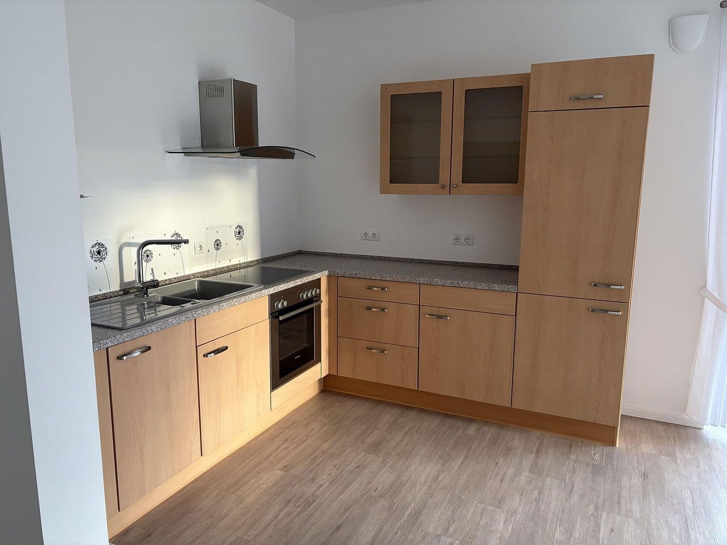 Pronájem bytu 2+1 53 m², Remagen, Porýní-Falc Pronájem bytu 2+1 53 m², Remagen, Porýní-Falc