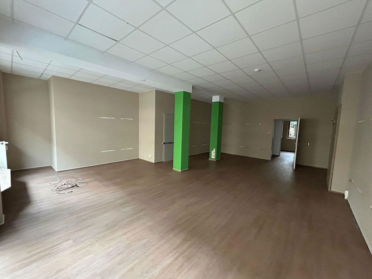 Pronájem kanceláře 86 m², Käthe-Niederkirchnerstr. 40, Berlin, Berlín Pronájem kanceláře 86 m², Käthe-Niederkirchnerstr. 40, Berlin, Berlín